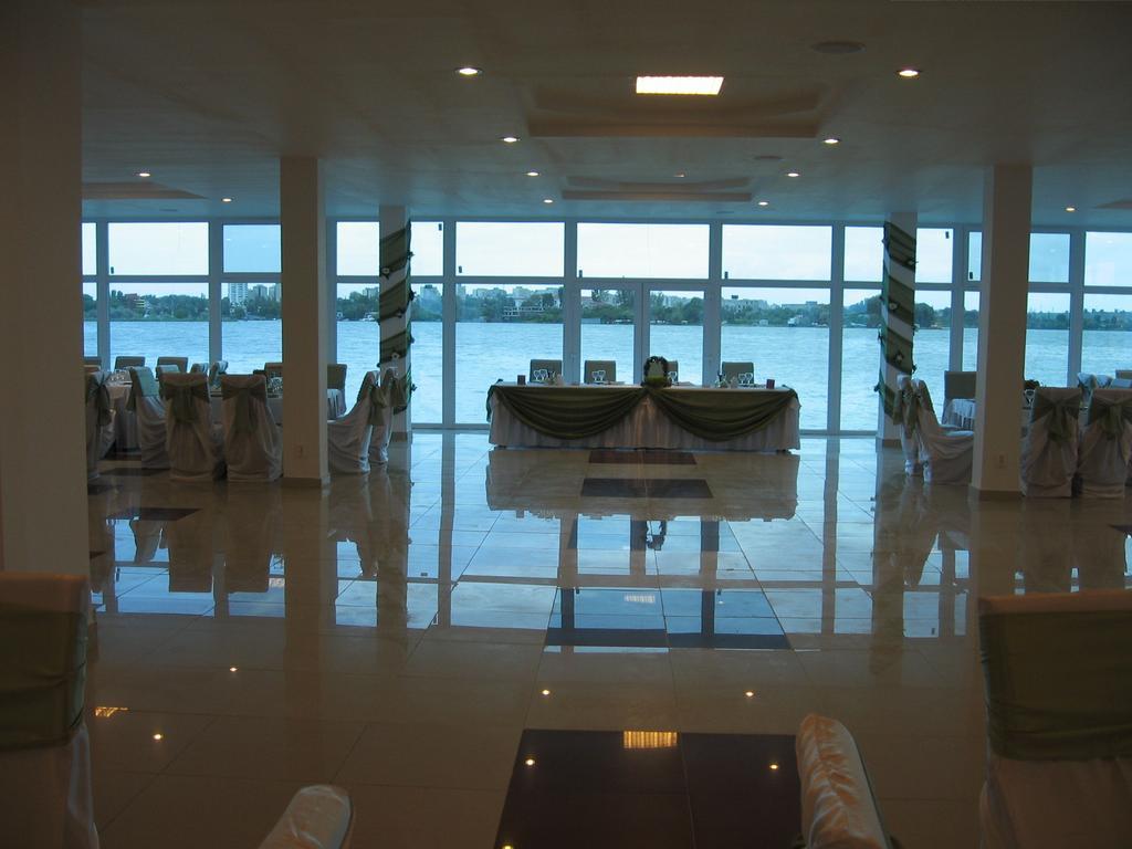 Hotel Florida 马马亚 外观 照片